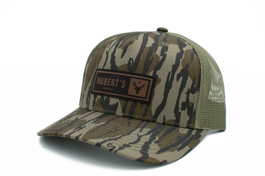 ST. HUBERT'S HUNTSMEN Trucker - Deer