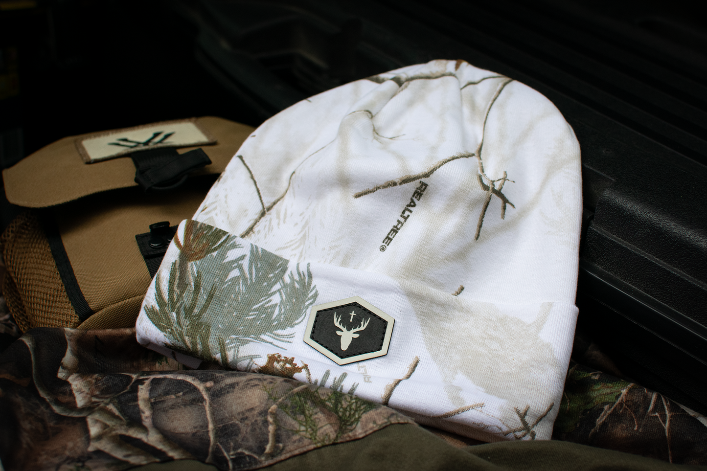 ST. HUBERT Camo Beanie