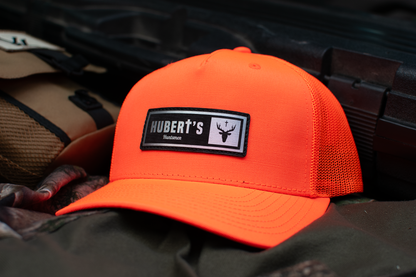 ST. HUBERT'S HUNTSMEN Trucker - Deer